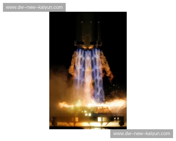 紫金落日与烈焰升腾：2011年湖火大战，那场关于权杖交接的巅峰博弈