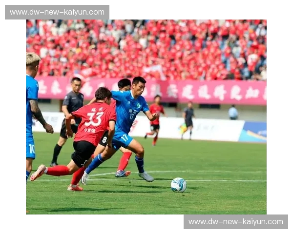 绿茵争锋的江南烟雨：江苏与申鑫的足协杯宿命之战